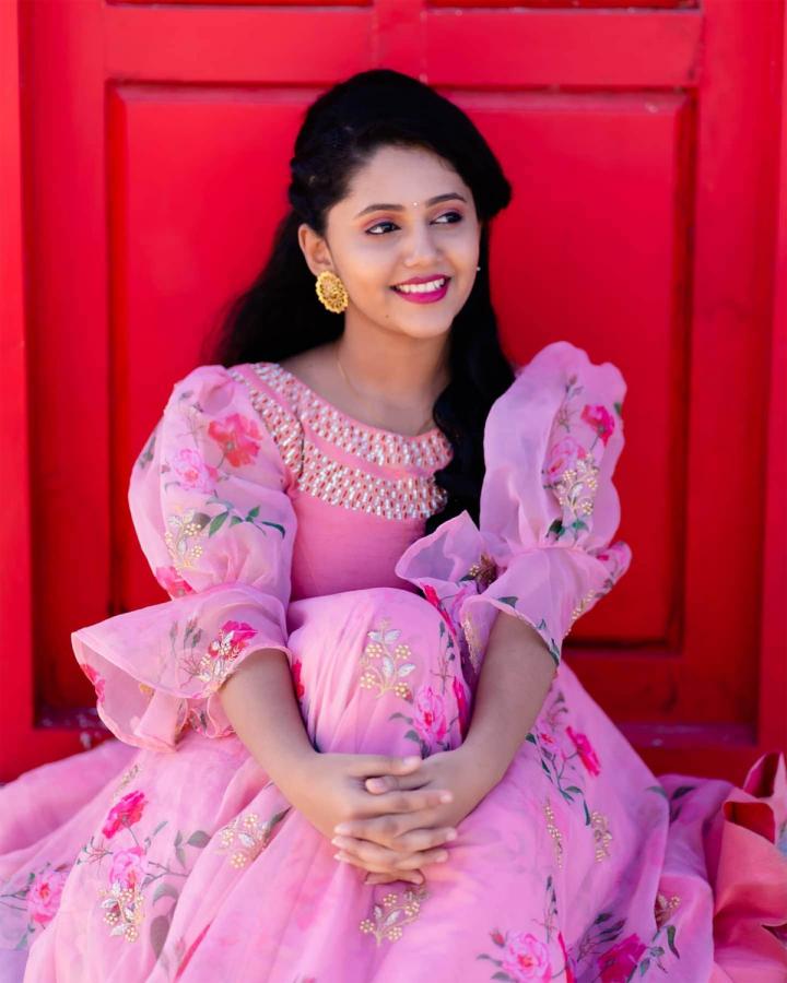 Annie New Looks Photo Gallery - Sakshi7