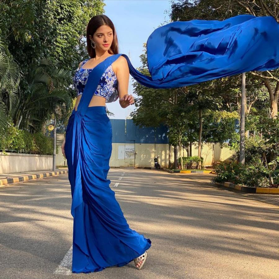 Vedhika Kumar Latest New Photos - Sakshi13