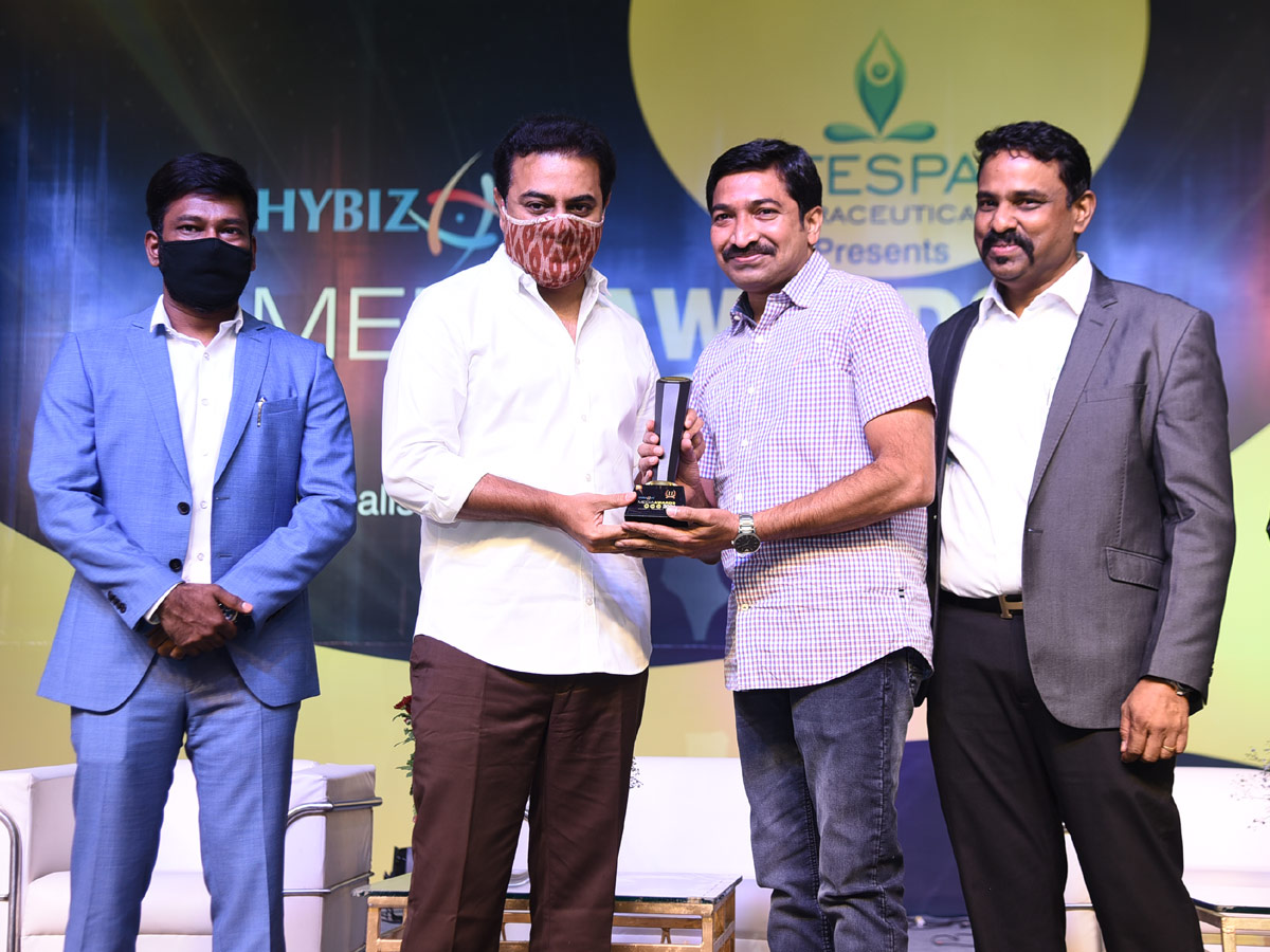 Sakshi Professionals Get Awards From Hybiz tv - Sakshi1