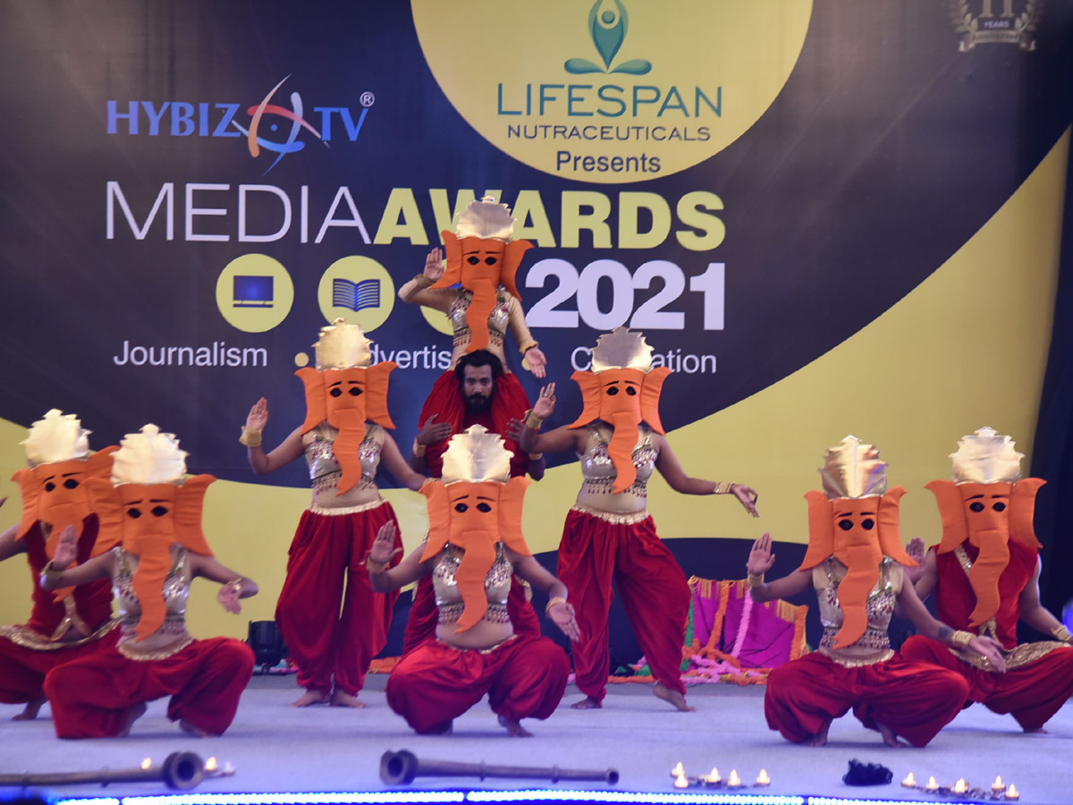 Sakshi Professionals Get Awards From Hybiz tv - Sakshi3