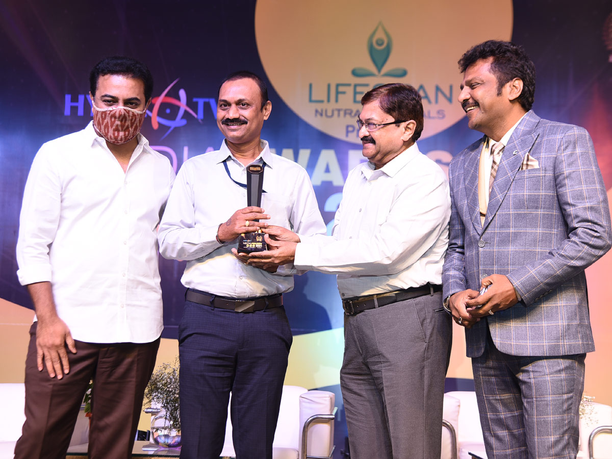 Sakshi Professionals Get Awards From Hybiz tv - Sakshi9