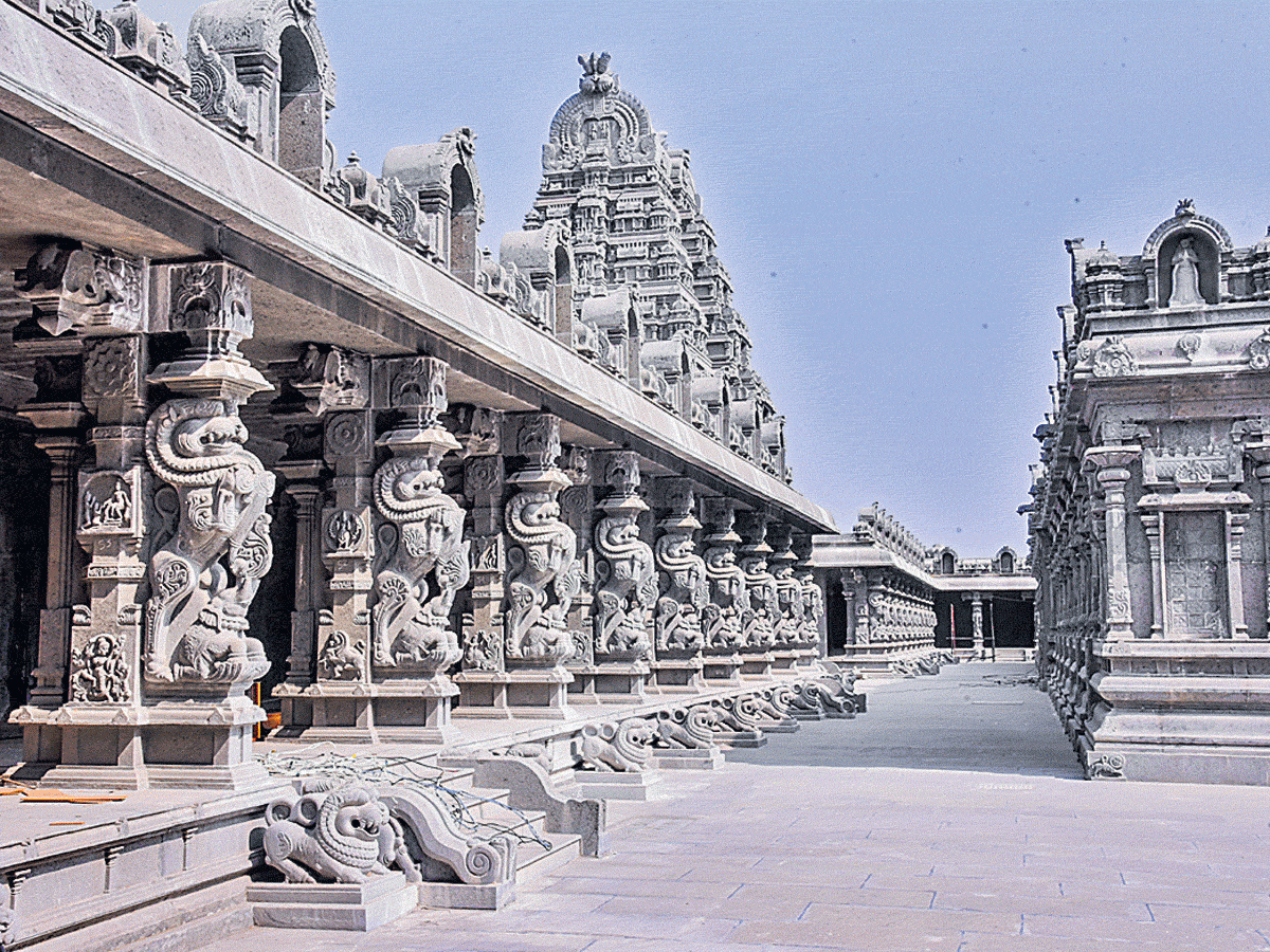 Yadadri Sri Lakshmi Narasimha Swamy Temple Special Photes - Sakshi14