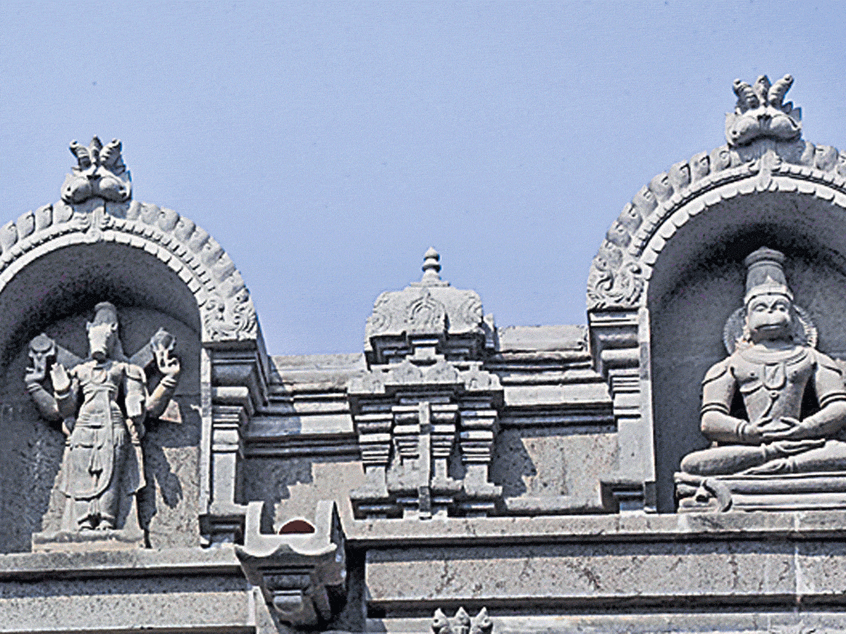 Yadadri Sri Lakshmi Narasimha Swamy Temple Special Photes - Sakshi15