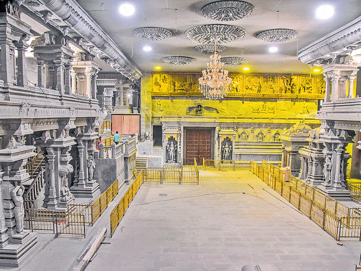 Yadadri Sri Lakshmi Narasimha Swamy Temple Special Photes - Sakshi5