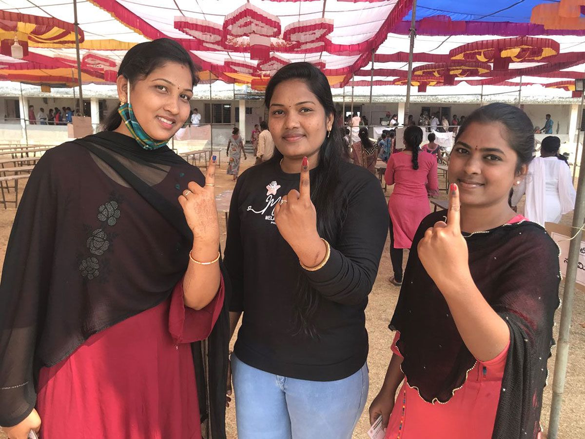 Third phase panchayat election polling in AP Photos - Sakshi1
