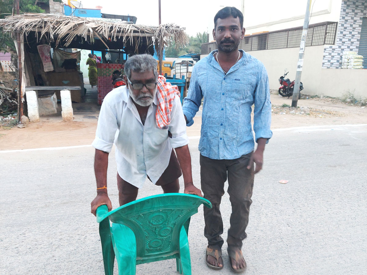 Third phase panchayat election polling in AP Photos - Sakshi14
