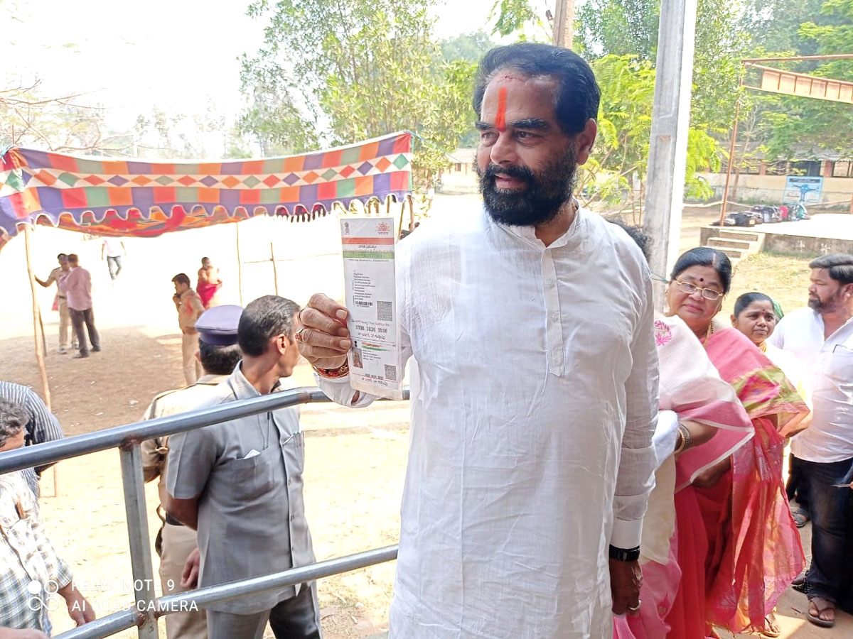 Third phase panchayat election polling in AP Photos - Sakshi21