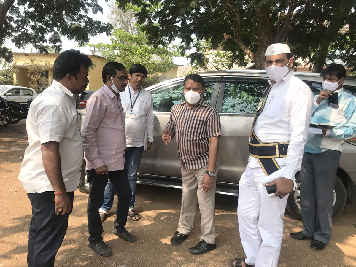 Third phase panchayat election polling in AP Photos - Sakshi4