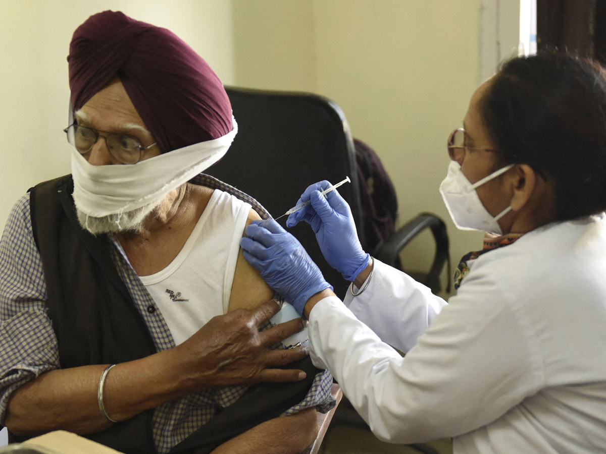 The second stage of corona vaccination Photo Gallery - Sakshi13