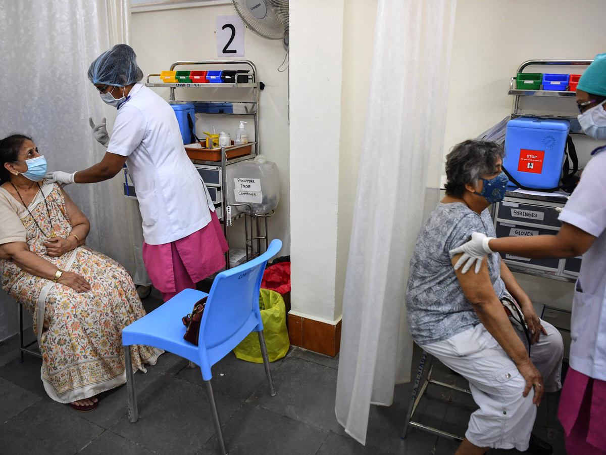 The second stage of corona vaccination Photo Gallery - Sakshi25