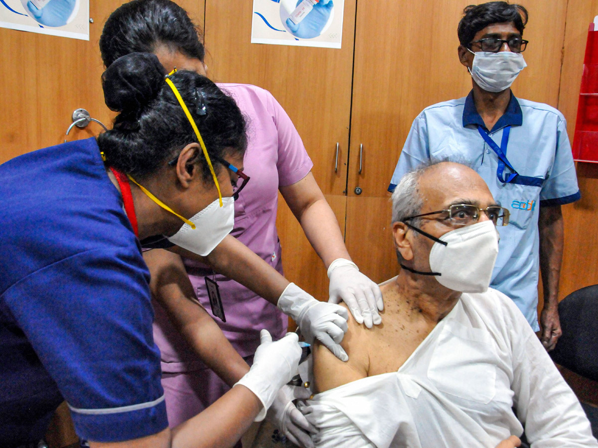 The second stage of corona vaccination Photo Gallery - Sakshi5
