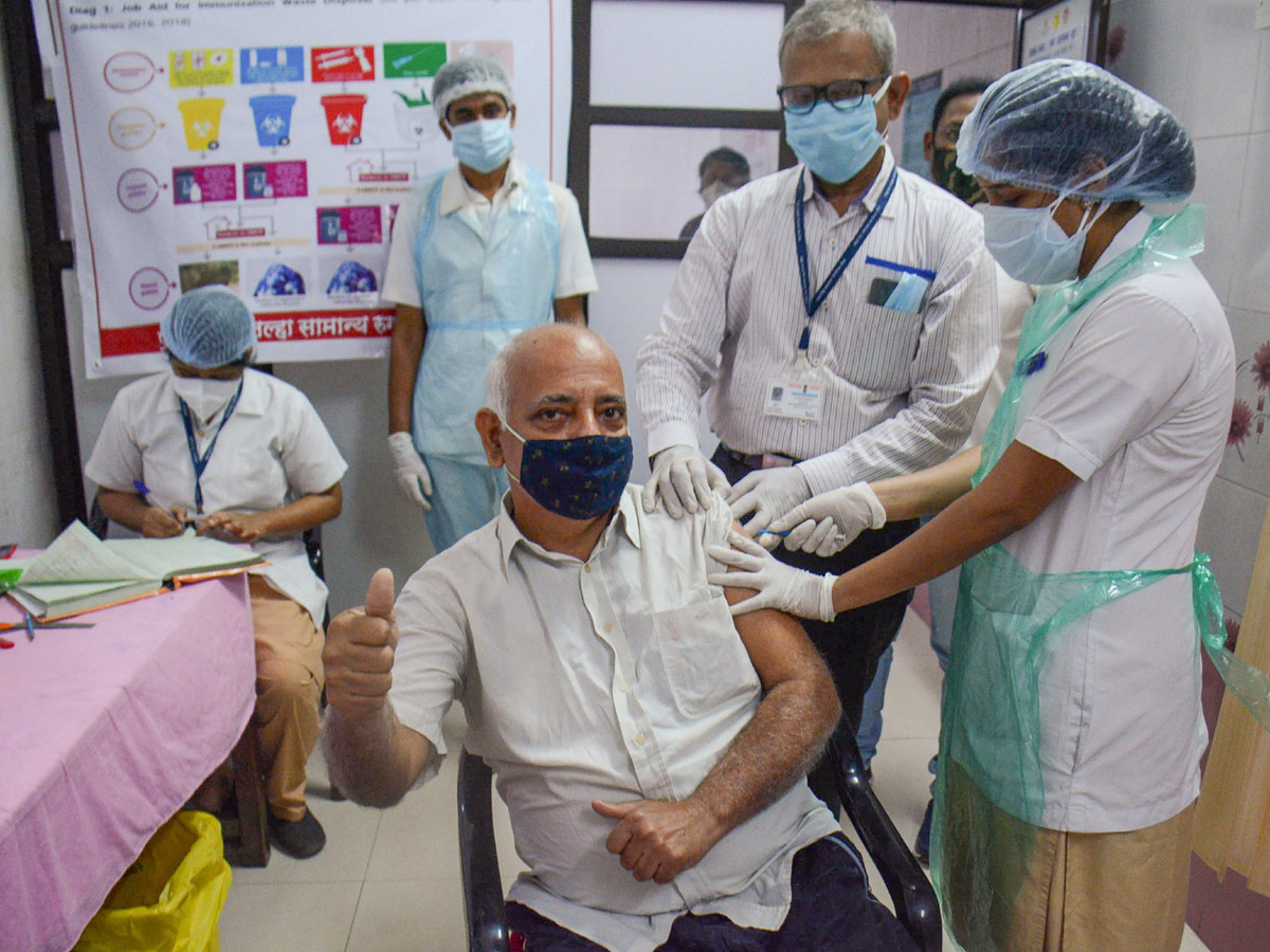 The second stage of corona vaccination Photo Gallery - Sakshi7