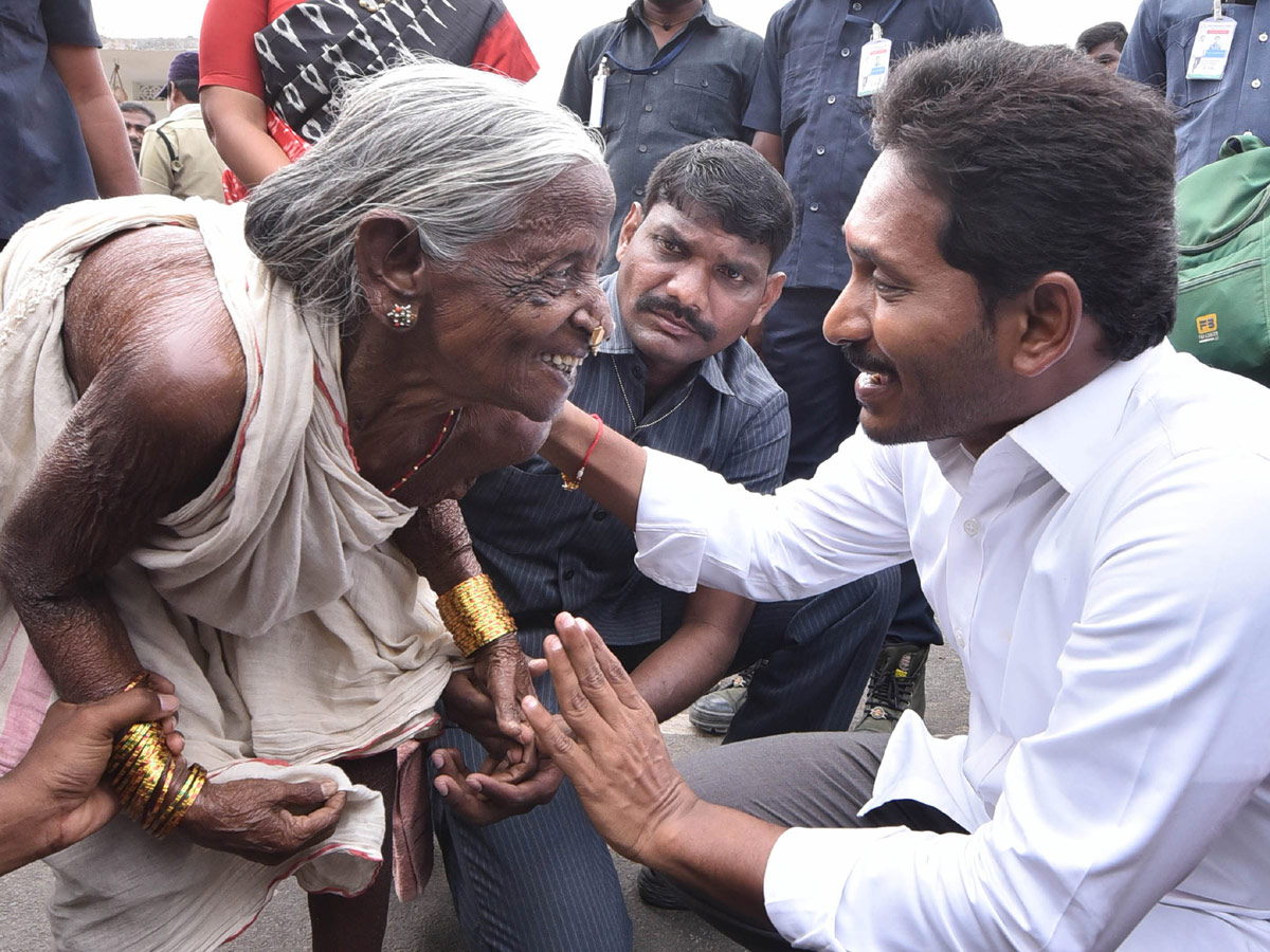 YSR Congress Party Celebrates 11th Formation Day - Sakshi16