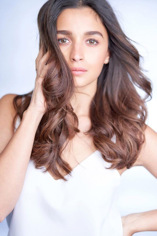 Alia Bhatt Birthday Special Photo Gallery - Sakshi15