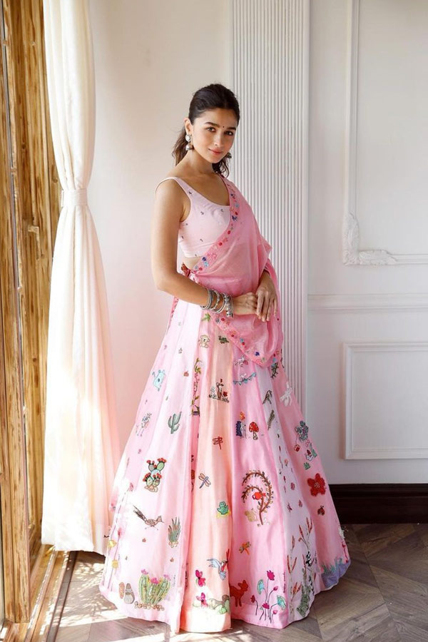 Alia Bhatt Birthday Special Photo Gallery - Sakshi10