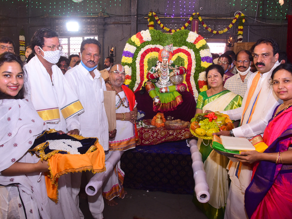 Yadadri Lakshmi Narasimha Swamy Vari Brahmotsavams 2021 - Sakshi7