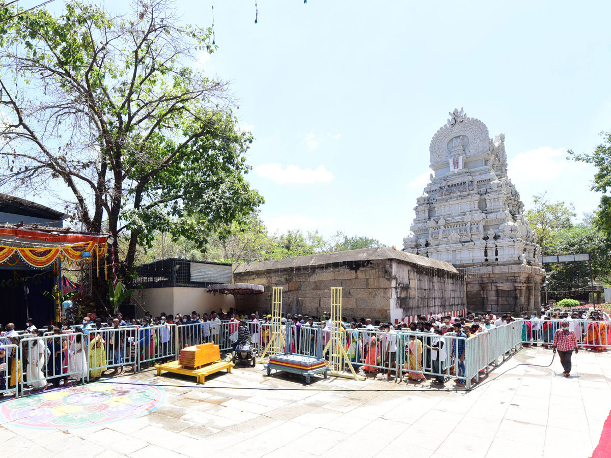 Best photos of the week March 28 to April 04, 2021 Photo Gallery - Sakshi33
