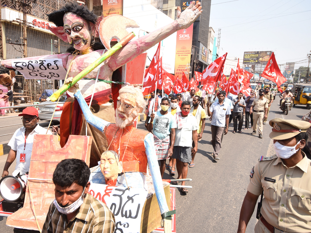 AP Bandh Over Privatization Of Visakhapatnam Steel Plant photo Gallery - Sakshi16