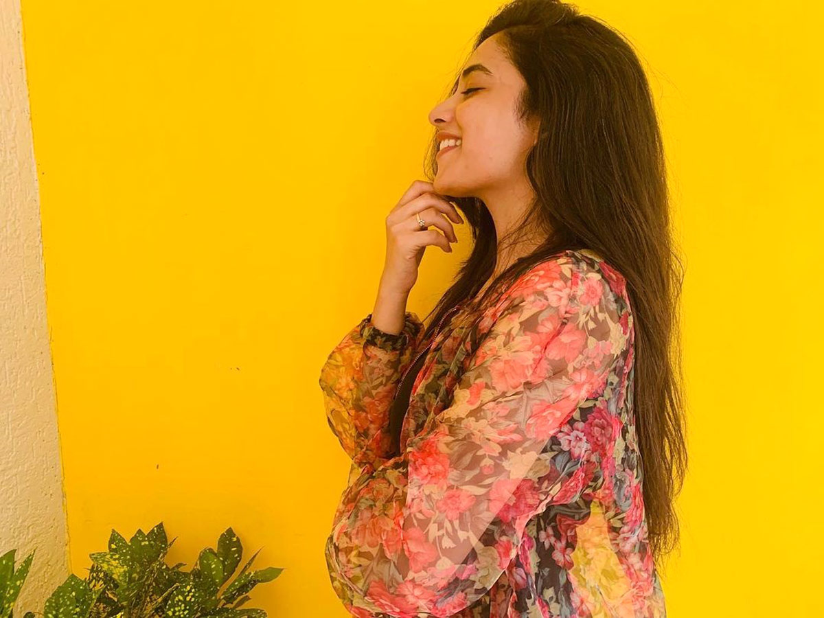 Priyanka Arul Mohan Beautiful Photo Gallery - Sakshi9