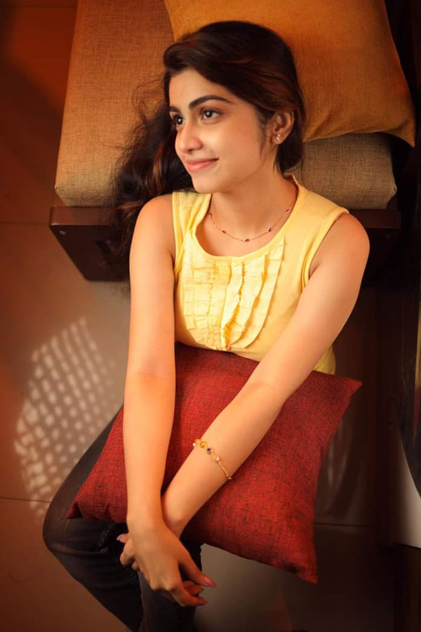 Malayalam Actress Manasa Radhakrishnan Photo Gallery - Sakshi27