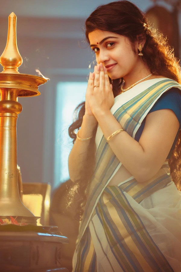 Malayalam Actress Manasa Radhakrishnan Photo Gallery - Sakshi28