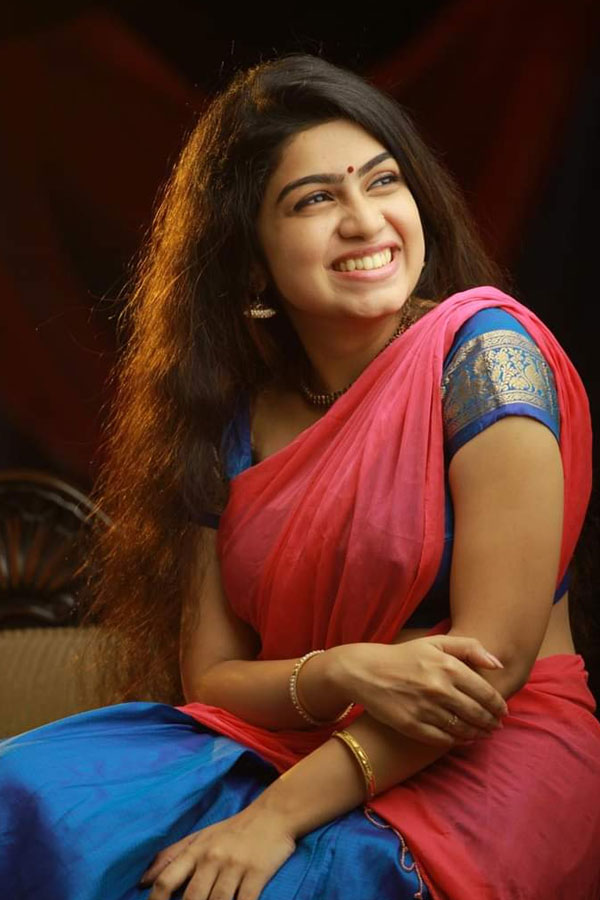 Malayalam Actress Manasa Radhakrishnan Photo Gallery - Sakshi34