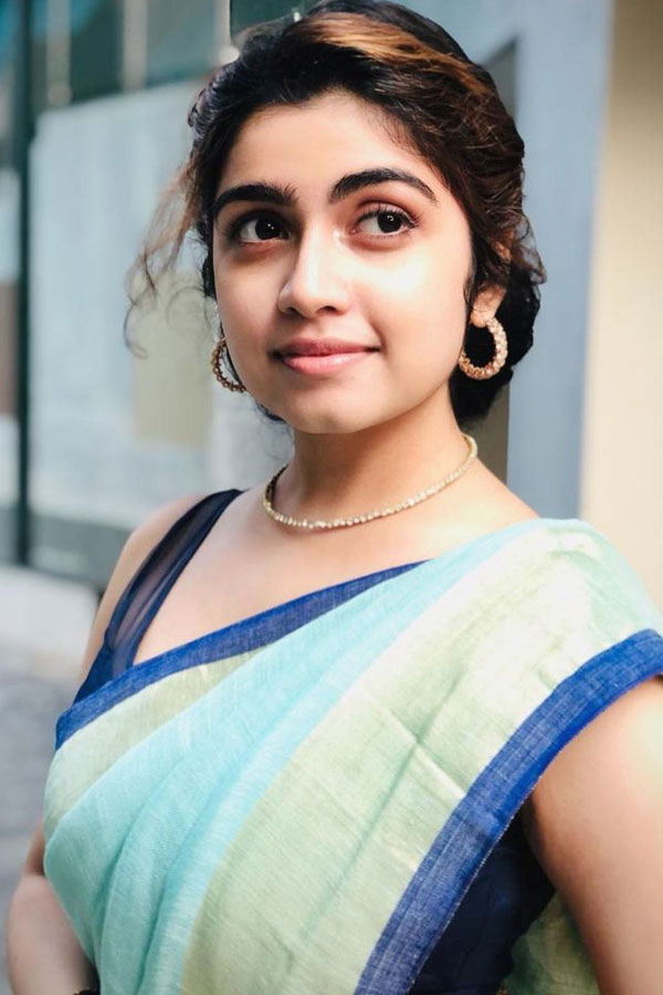 Malayalam Actress Manasa Radhakrishnan Photo Gallery - Sakshi35