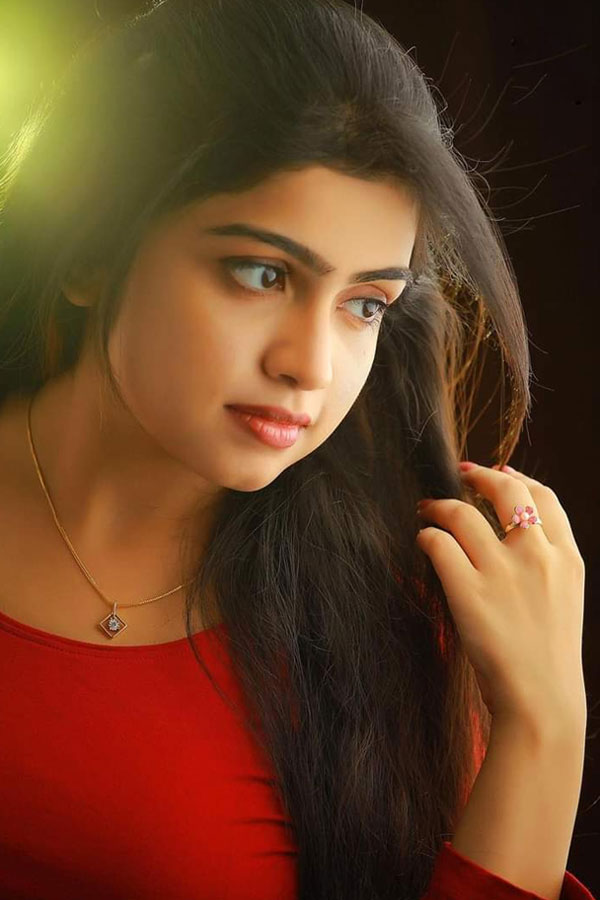 Malayalam Actress Manasa Radhakrishnan Photo Gallery - Sakshi9