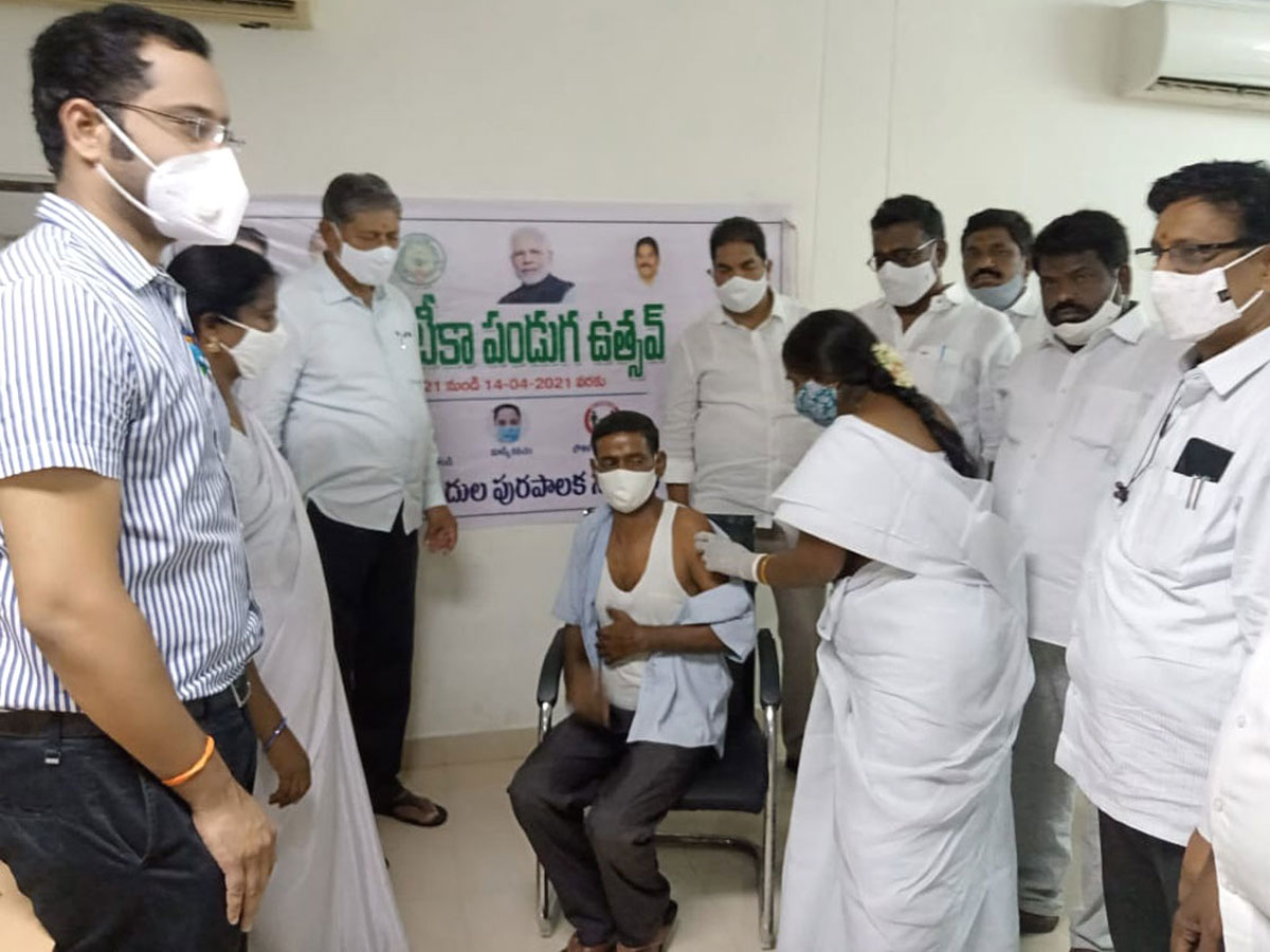 People Getting Vaccinated Photo Gallery - Sakshi22