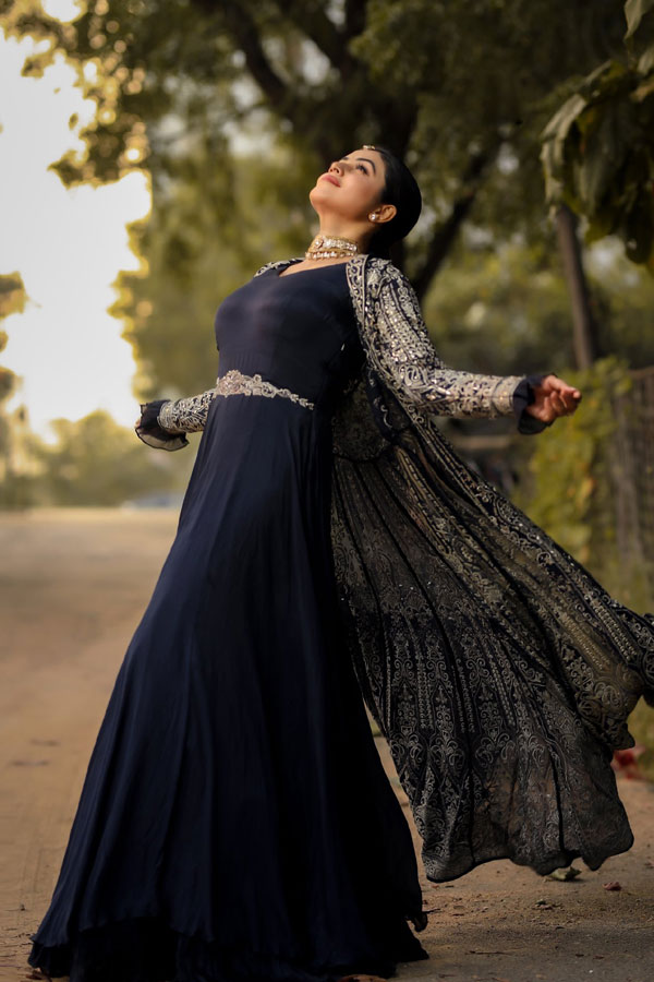 Actress Poorna Glamorous Photo Gallery - Sakshi23