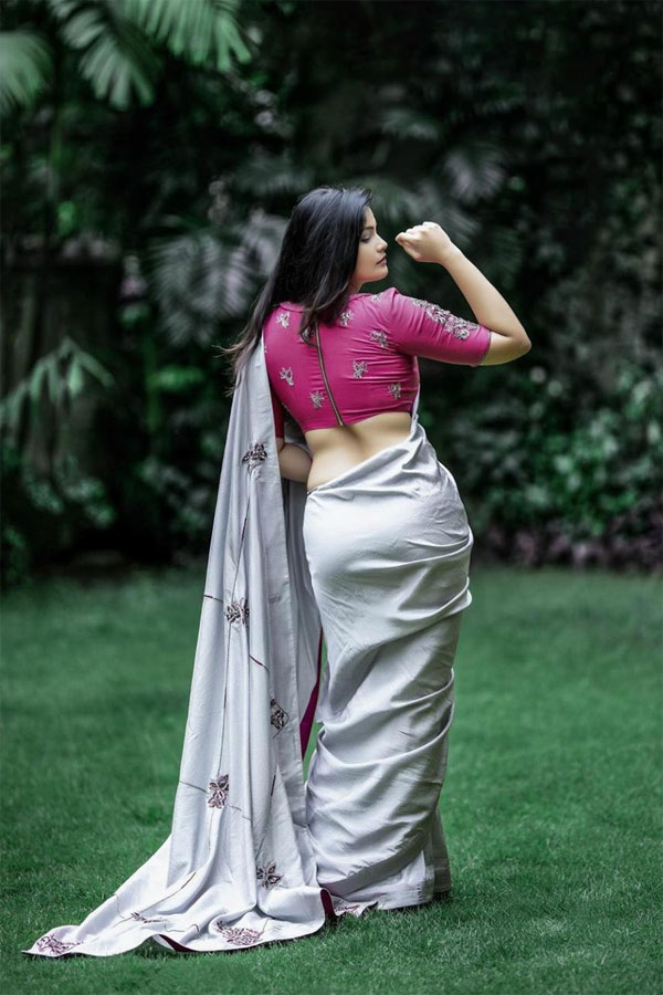 Kalpika Ganesh Photo Gallery - Sakshi25