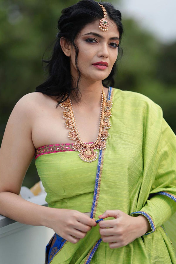 Kalpika Ganesh Photo Gallery - Sakshi9