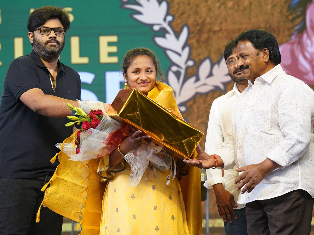 Vakeel Saab Pre Release Event - Sakshi17