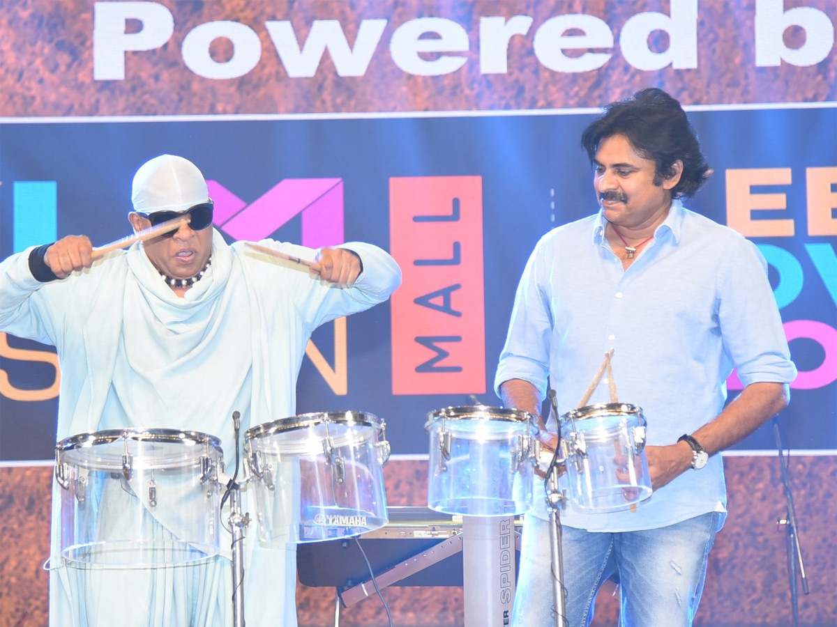 Vakeel Saab Pre Release Event - Sakshi33