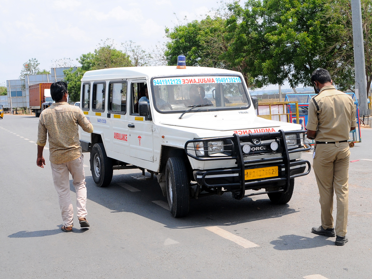Partial curfew Andhra Pradesh 6Th Day - Sakshi12