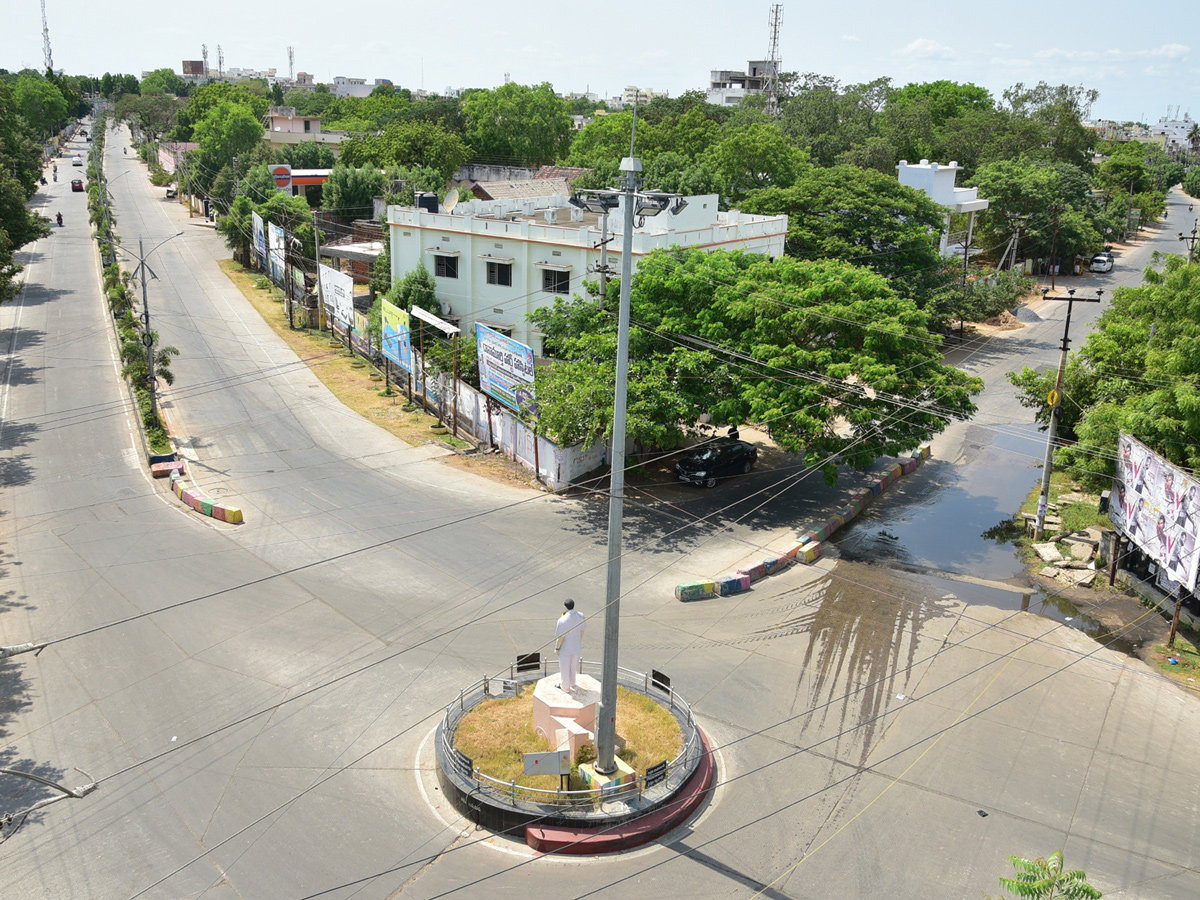 Partial curfew Andhra Pradesh 6Th Day - Sakshi16
