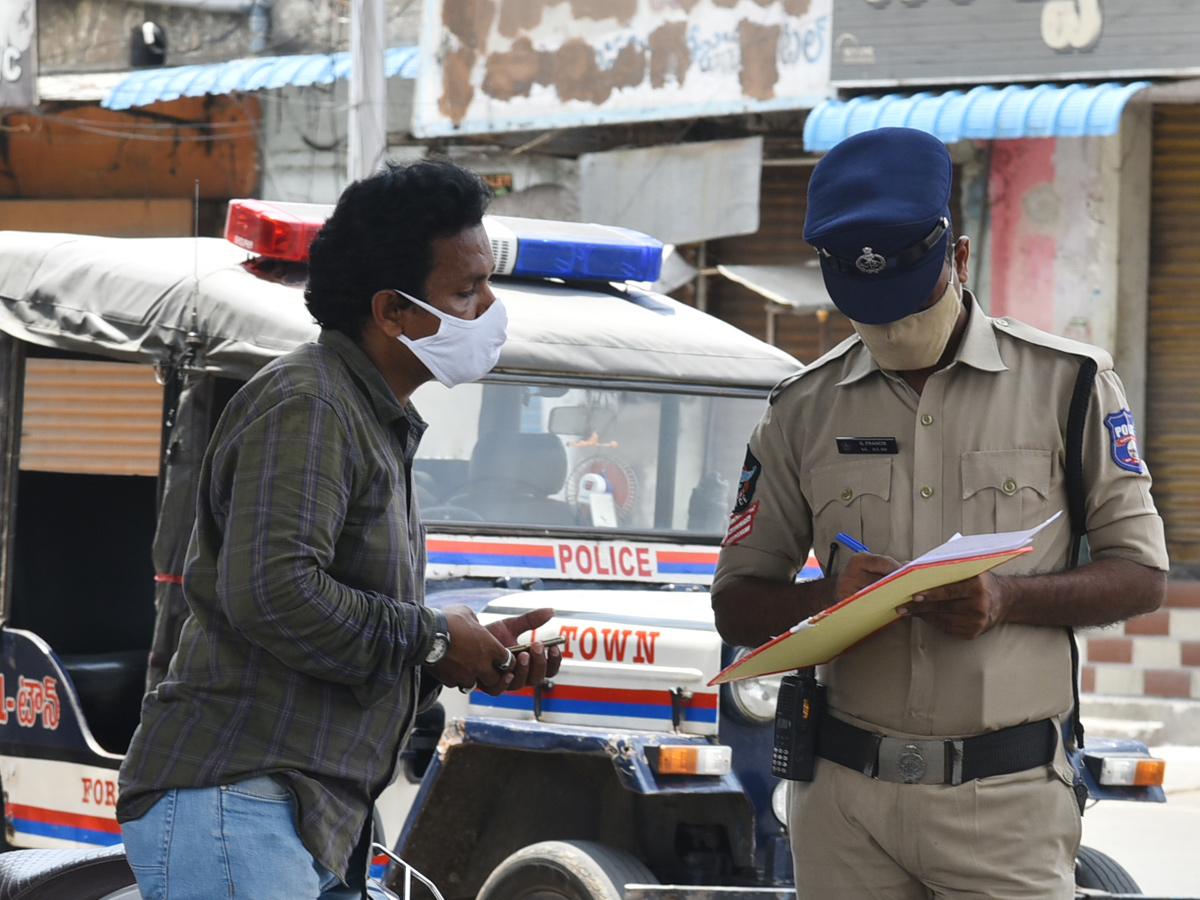 Partial curfew Andhra Pradesh 6Th Day - Sakshi27