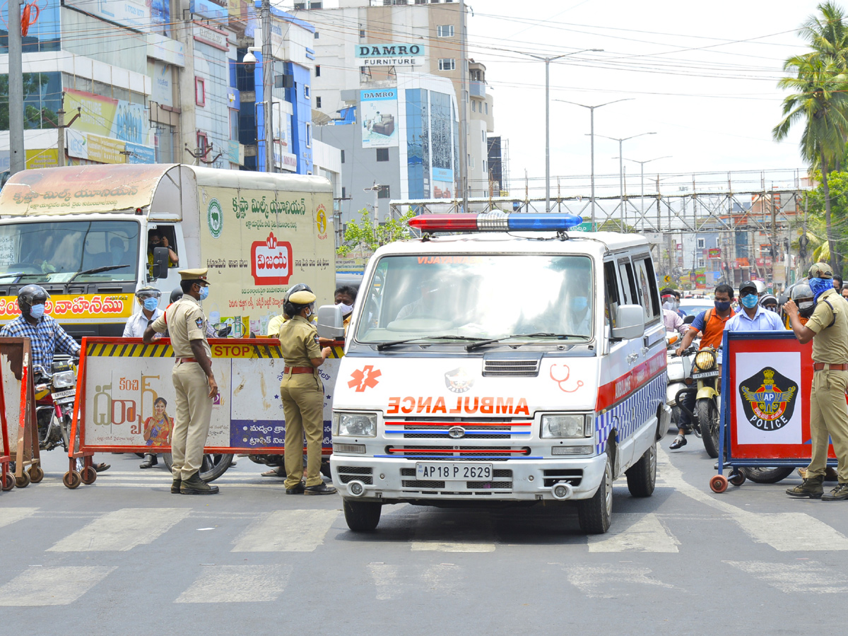 Partial curfew Andhra Pradesh 6Th Day - Sakshi29