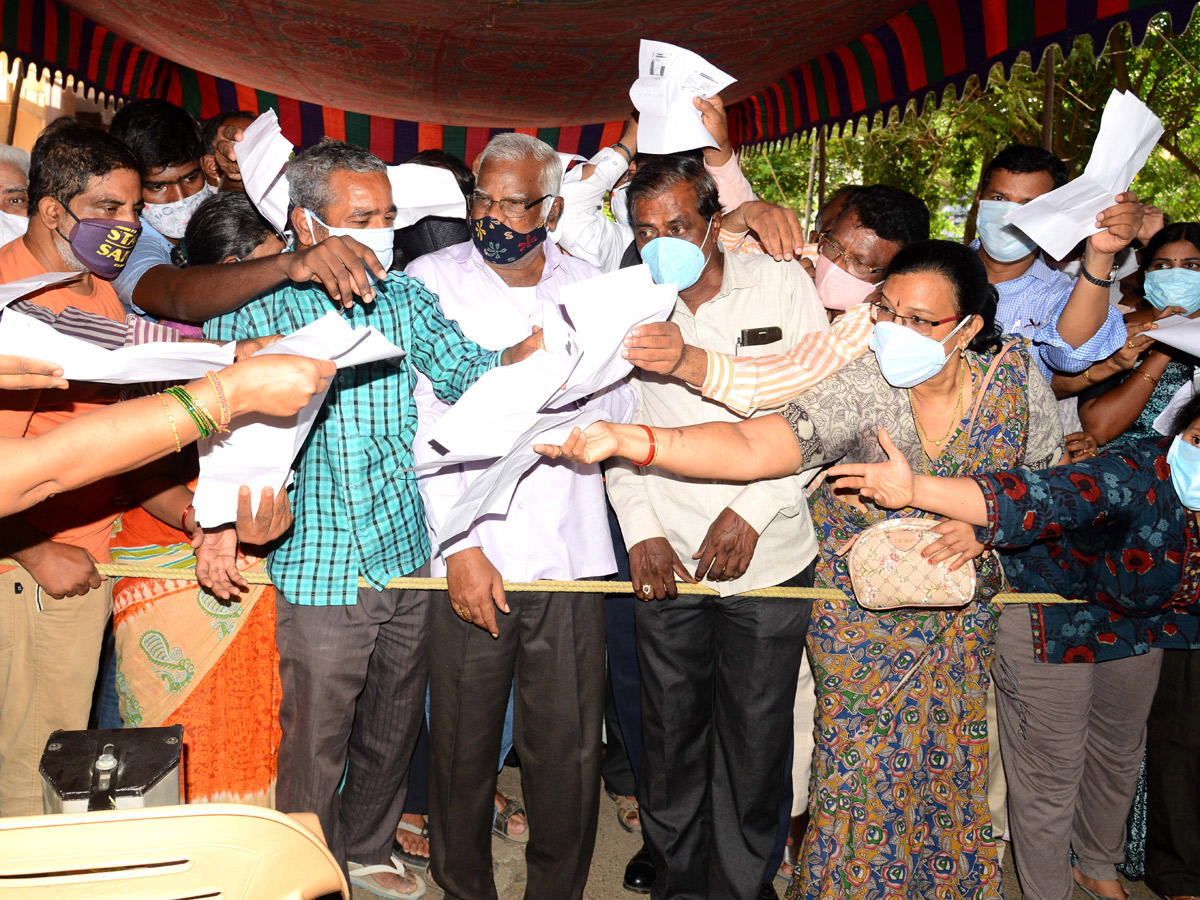 Telangana Government to Provide COVID-19 Vaccine - Sakshi15