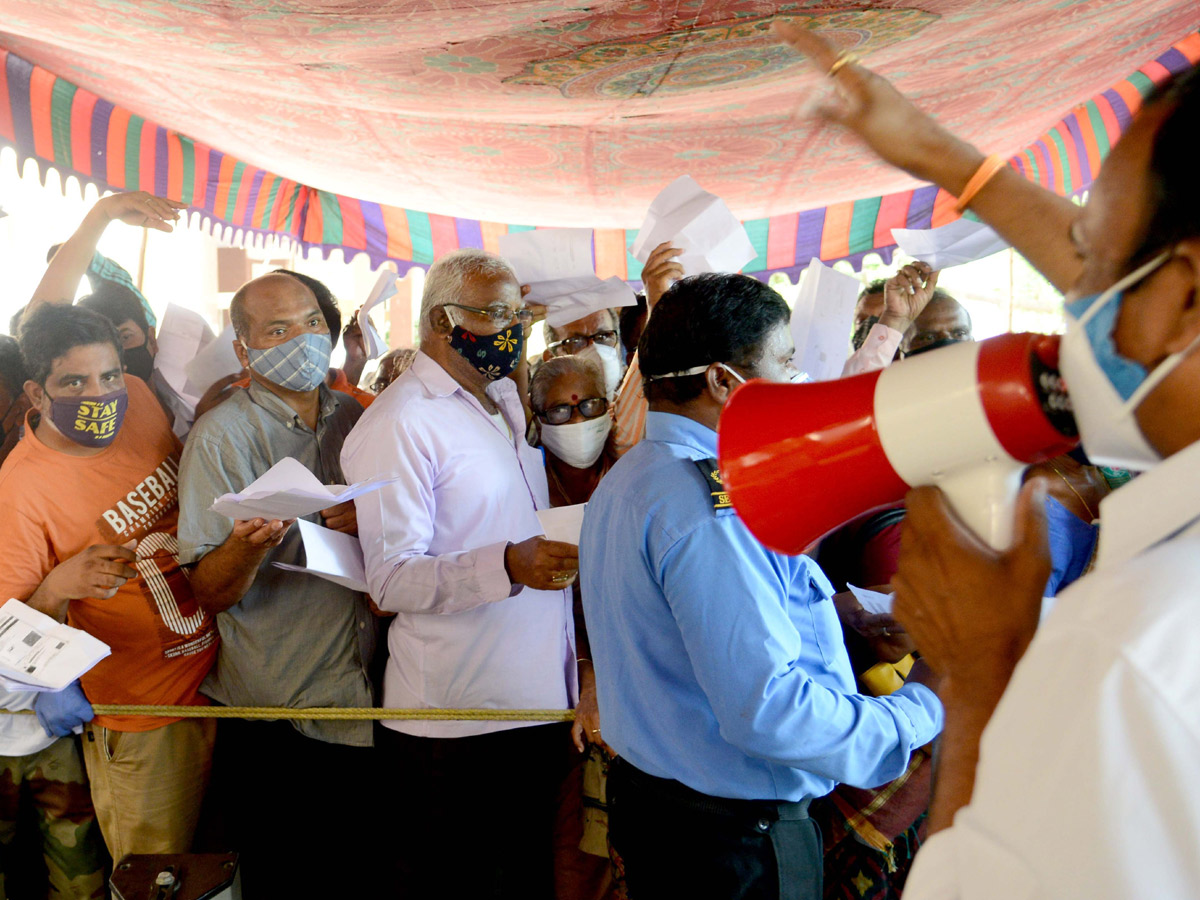 Telangana Government to Provide COVID-19 Vaccine - Sakshi27