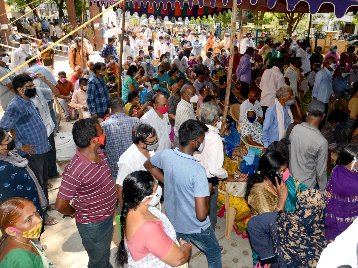 Telangana Government to Provide COVID-19 Vaccine - Sakshi36