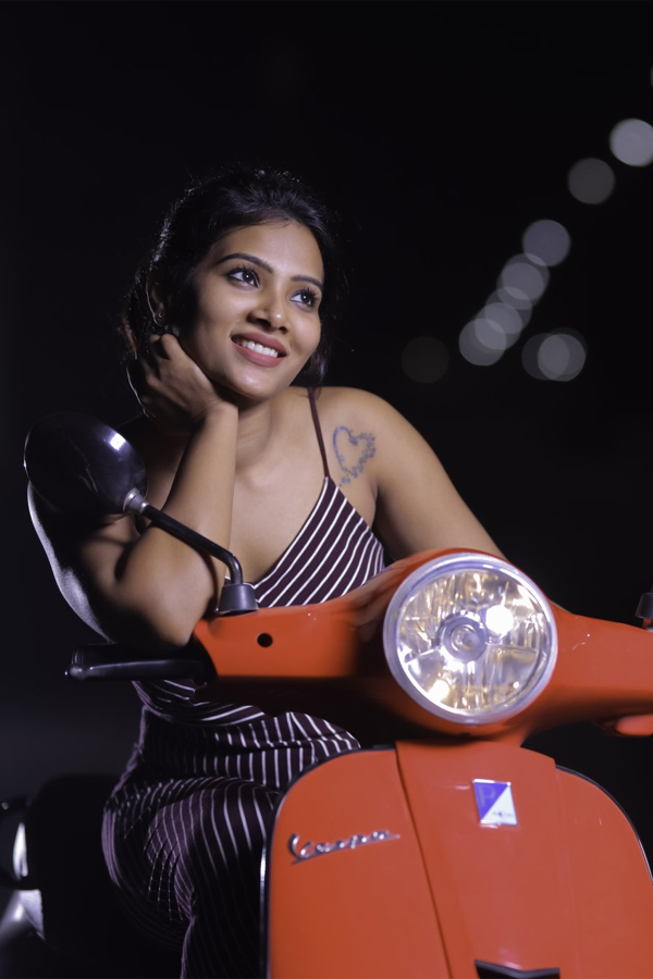 Divya Duraisamy Photo Gallery - Sakshi24