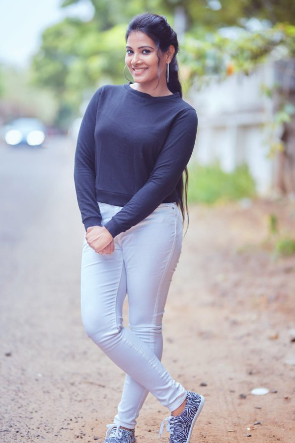 Divya Duraisamy Photo Gallery - Sakshi32