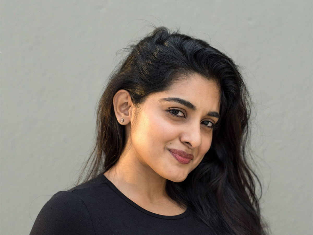 Nivetha Thomas Photo Gallery - Sakshi5