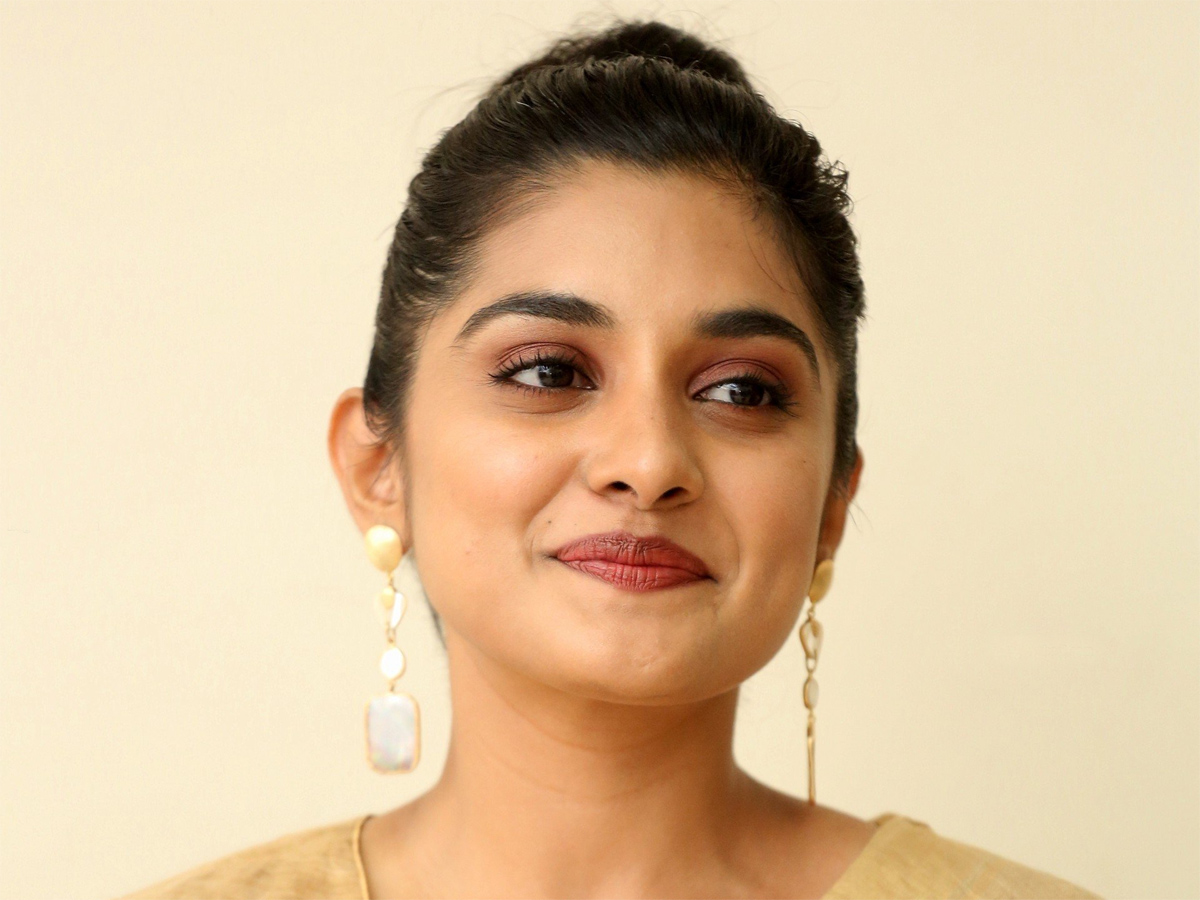 Nivetha Thomas Photo Gallery - Sakshi4