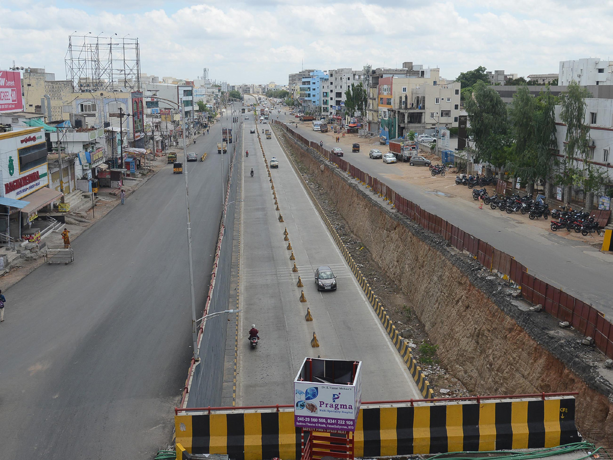 Lockdown Strict Restrictions In Telangana - Sakshi20