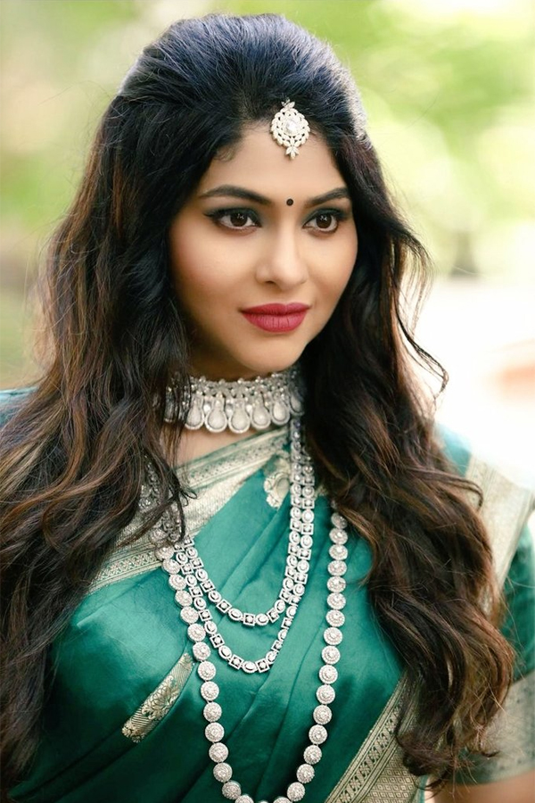 Lakshmi Devy Photos - Sakshi12