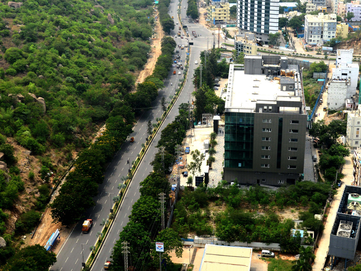 Strict Lockdown In Hyderabad - Sakshi23