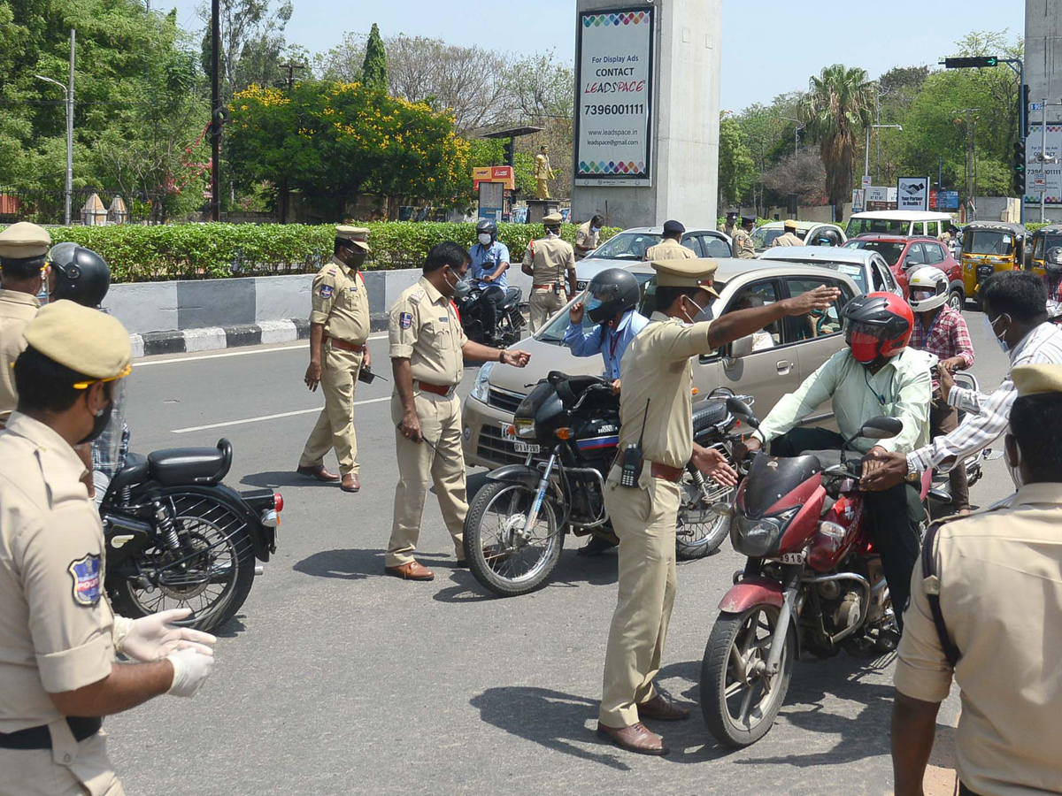 Telangana strict lockdown Photo Gallery - Sakshi16