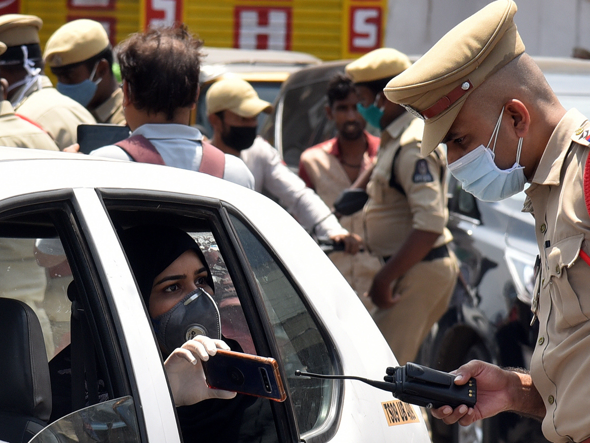 Telangana strict lockdown Photo Gallery - Sakshi29